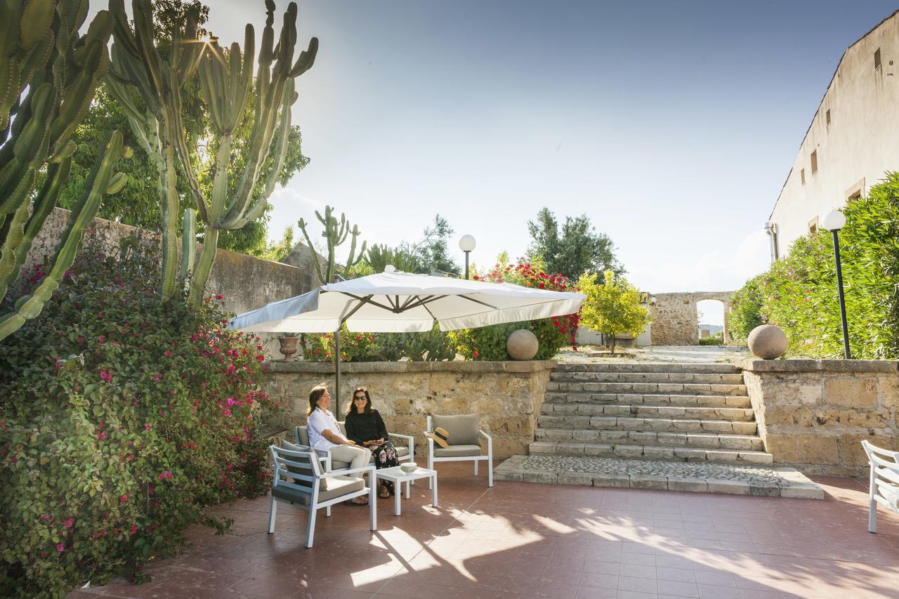 Hotel Villa Favorita نوتو المظهر الخارجي الصورة
